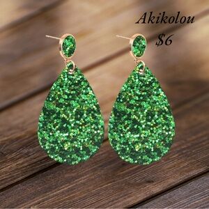 Akiko Emerald Glitter Earrings